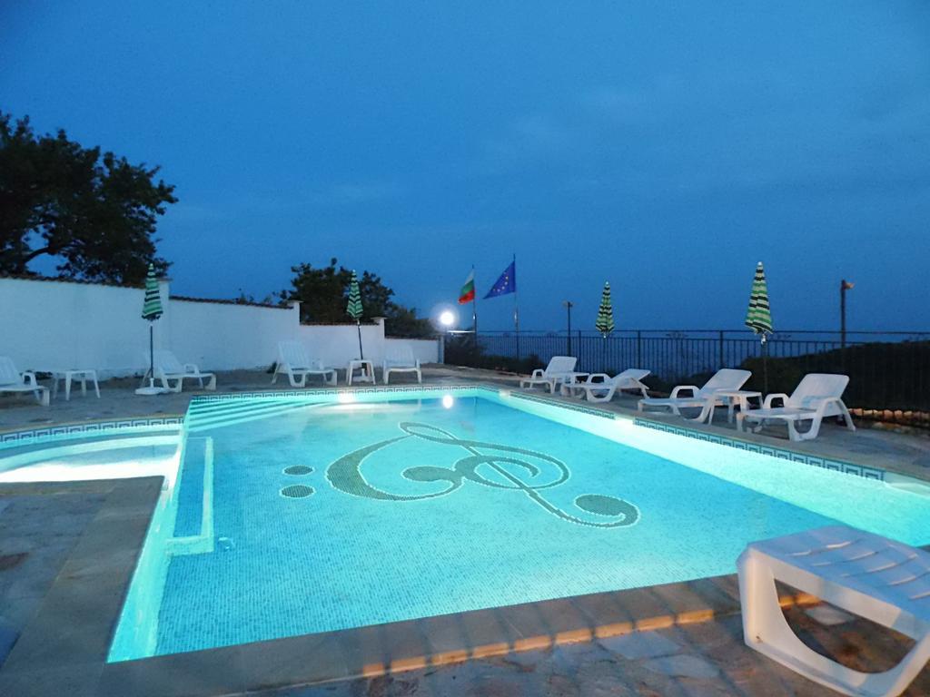 Villa Топола Экстерьер фото