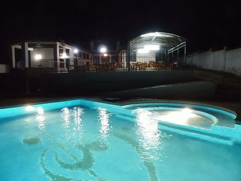 Villa Топола Экстерьер фото