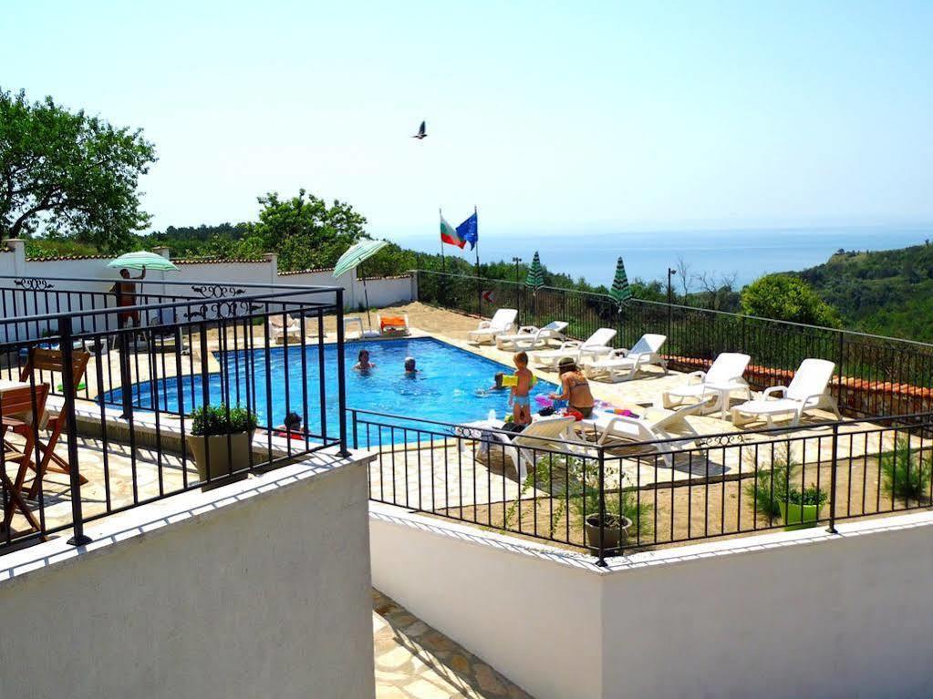 Villa Топола Экстерьер фото